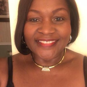 Meet your Posher, Linda